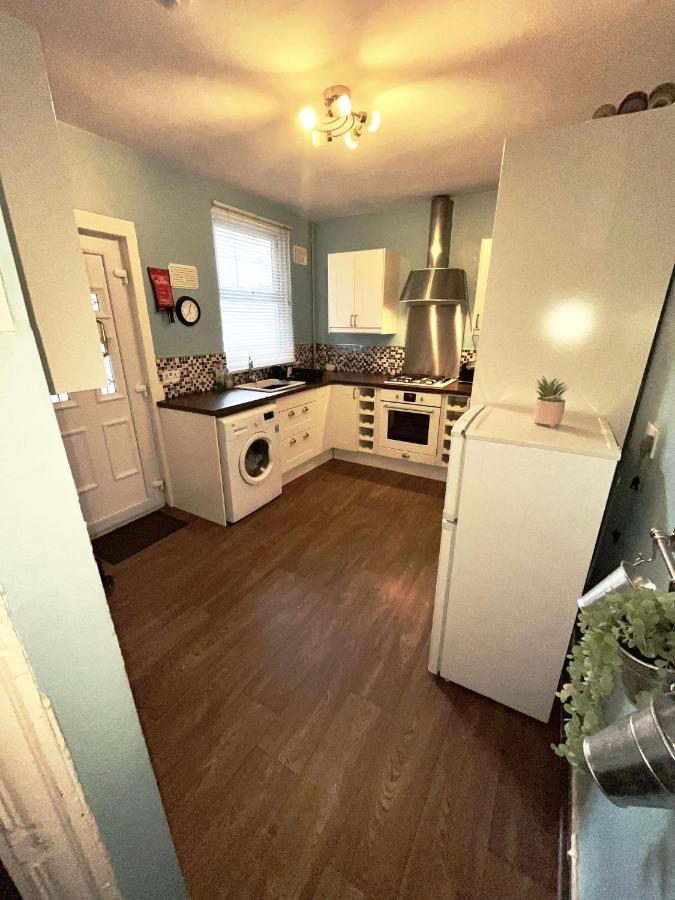 Rooms Anfield- 5 Mins From Lfc ليفربول المظهر الخارجي الصورة